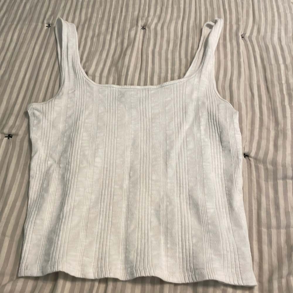 (SOLD) Woman’s Large American Eagle White Cropped Tank
